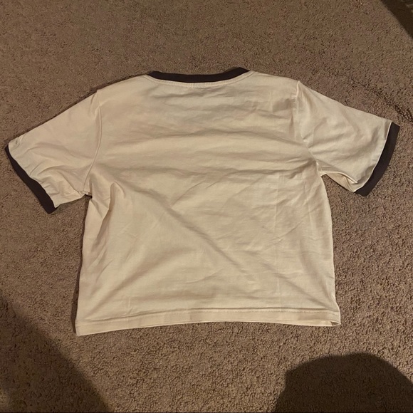 graphic crop top tee! - Picture 4 of 4